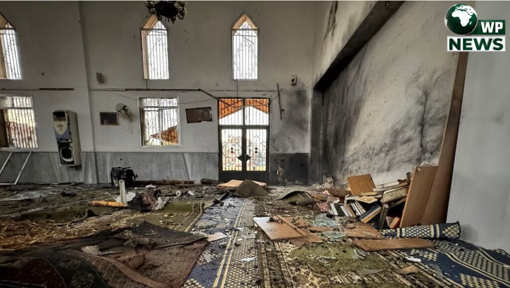 Mosque blast2 চিৰিয়াৰ হোমনত মছজিদত ভয়াৱহ বোমা বিস্ফোৰণ: ৮ জনৰ মৃত্যু, বহুতো আহত