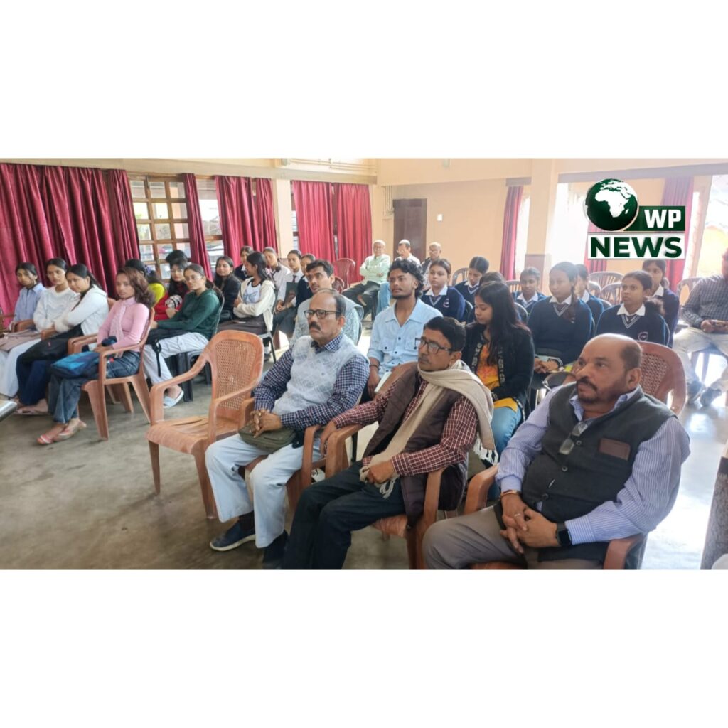 WhatsApp Image 2025 12 16 at 8.09.39 PM মঙলদৈত দুদিনীয়াকৈ অনুষ্ঠিত পুথিচিত্ৰ কৰ্মশালা আৰু চুটি ছবি উৎসৱ